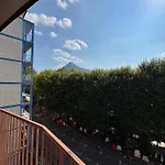 Διαμέρισμα Side And View - New Bright Lecco